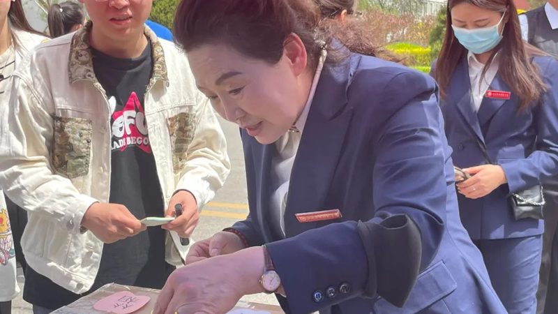 如何挑选成都工业纪录片拍摄团队：关键要素与注意事项