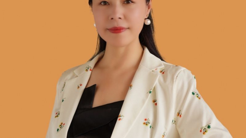 市面上的三脚架种类繁多，大致可以分为以下几类：